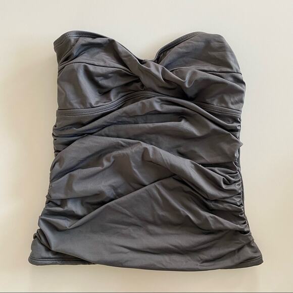 Old Navy Ruched Grey Strapless Swim Top Size XS - Picture 1 of 5